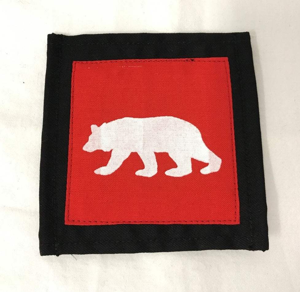 coaster - bear walking - red/white -10cm
