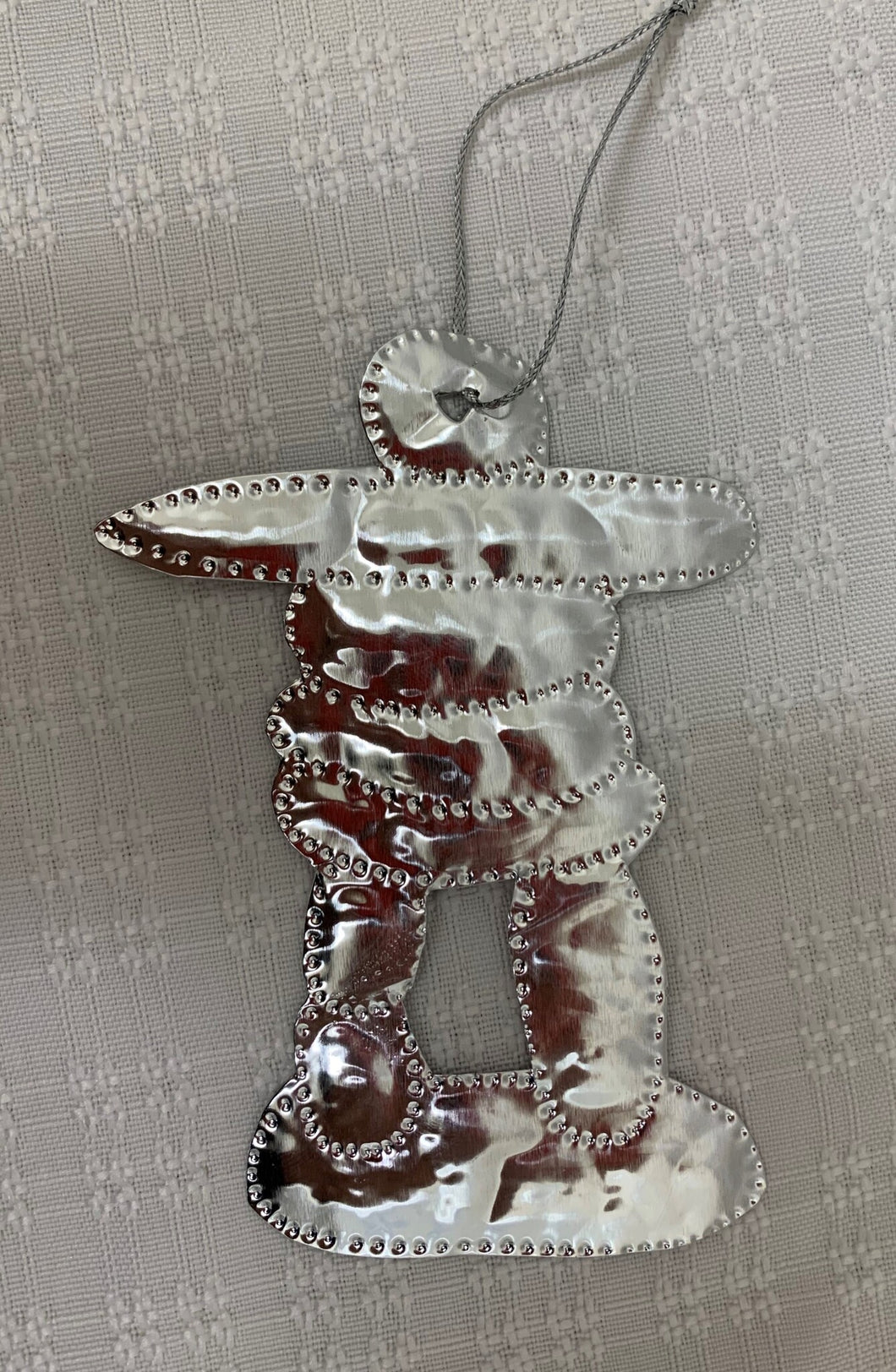 ornament - inukshuk - tin - 10cm