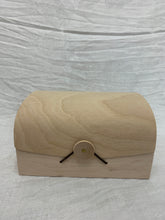 Load image into Gallery viewer, birch wood box - LG(7.5&quot;) - rolling lid - CANADIAN LOCALLY MADE
